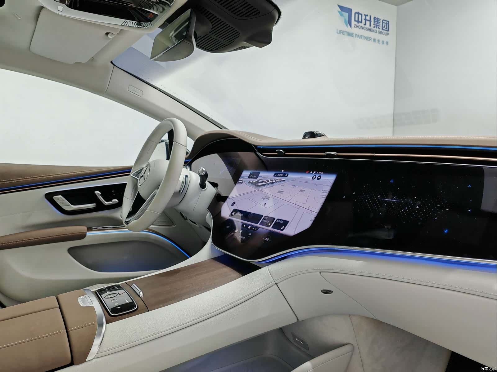 Mercedes-Benz EQS, 2025 15