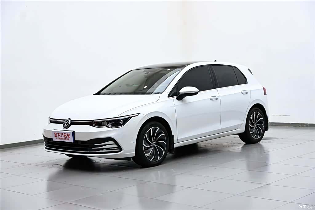 Volkswagen Golf, 2022 2
