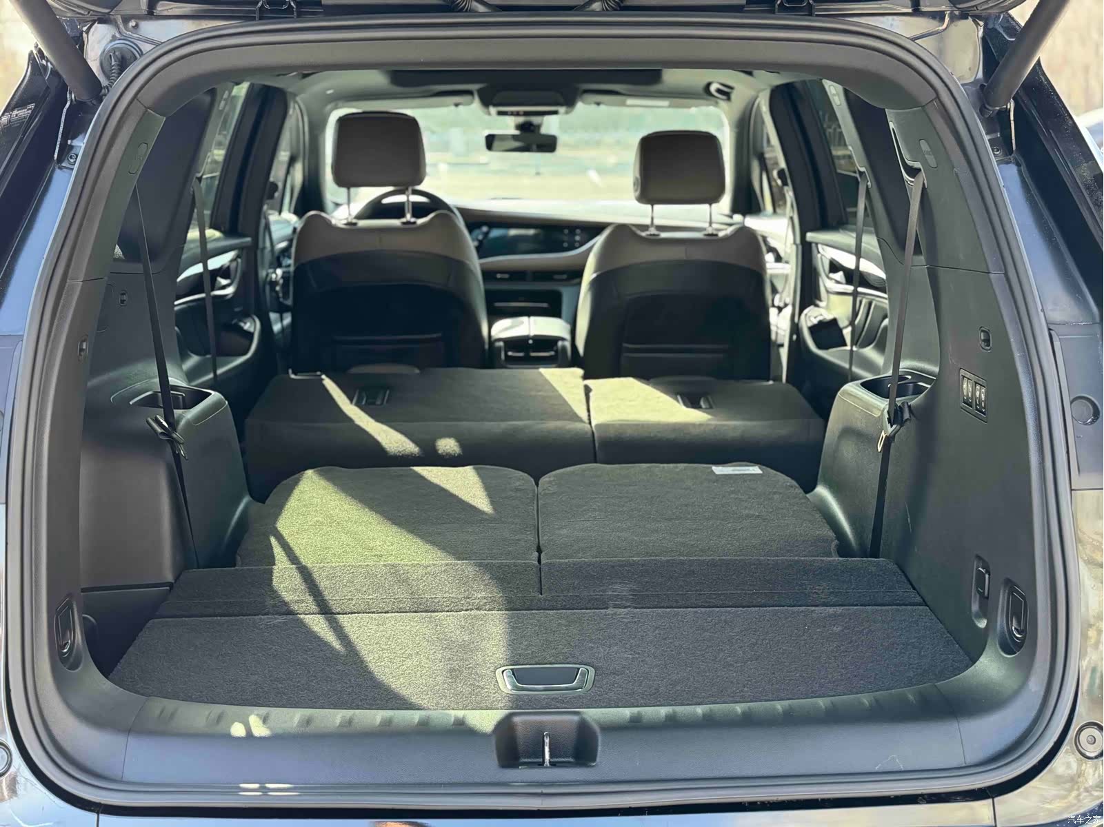Buick Enclave, 2021 10