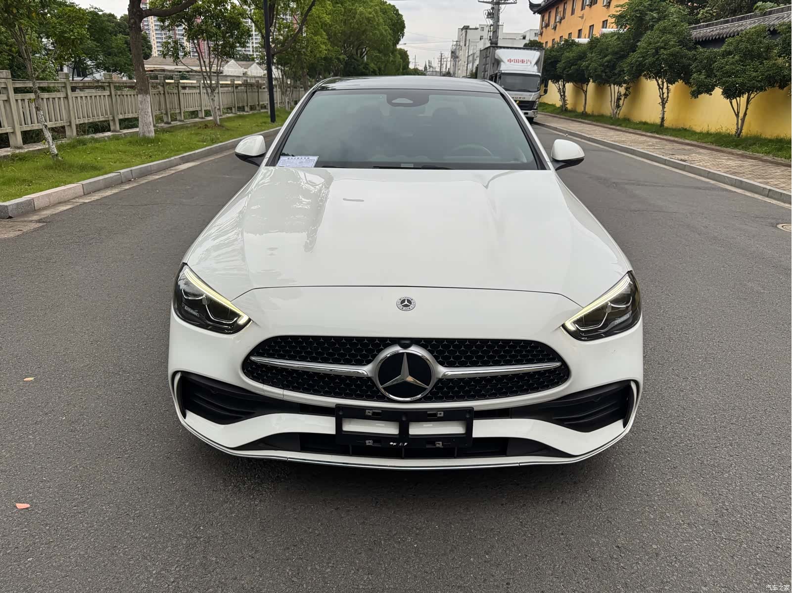 Mercedes-Benz C-Class, 2023 1