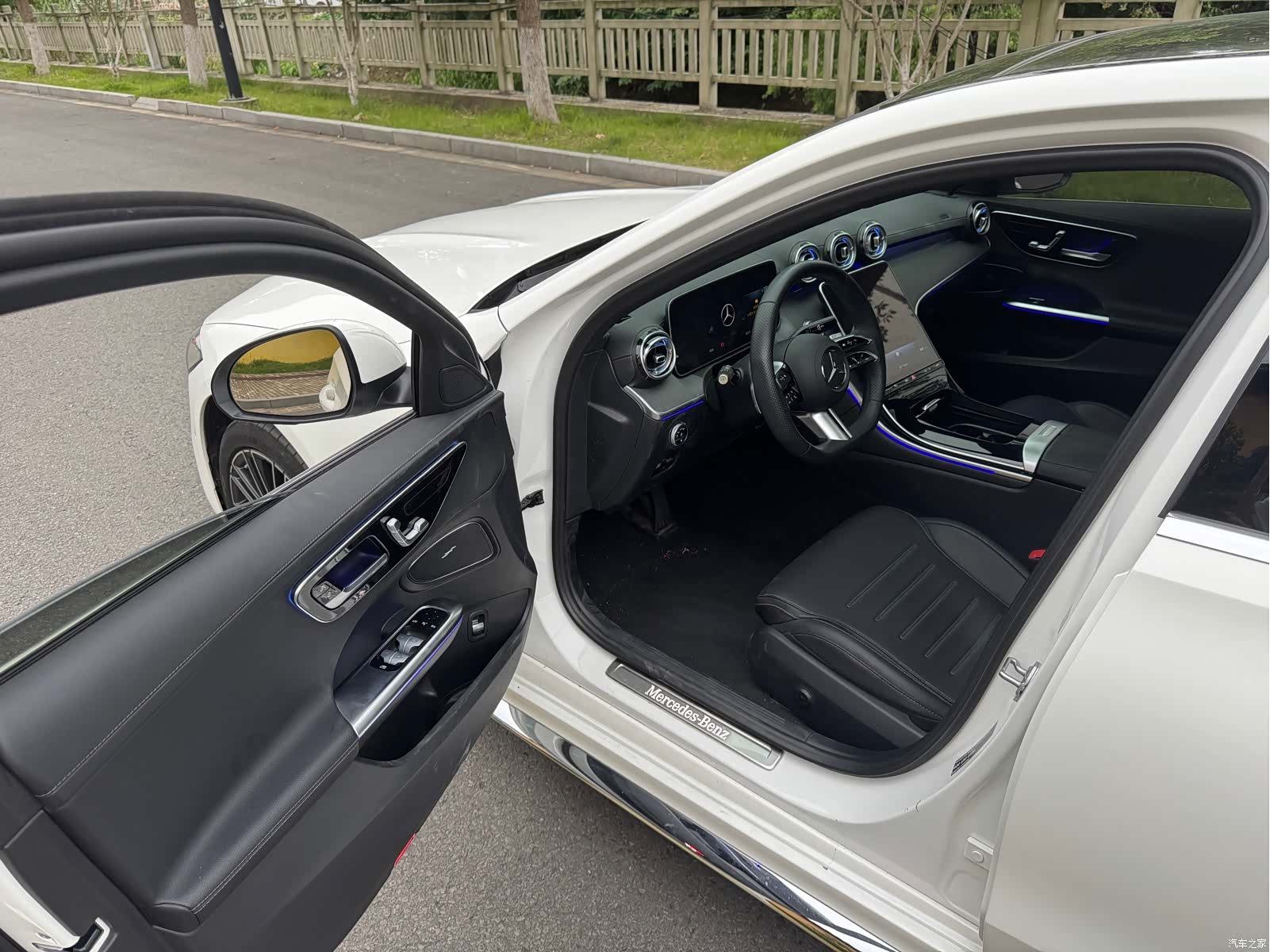 Mercedes-Benz C-Class, 2023 все фото