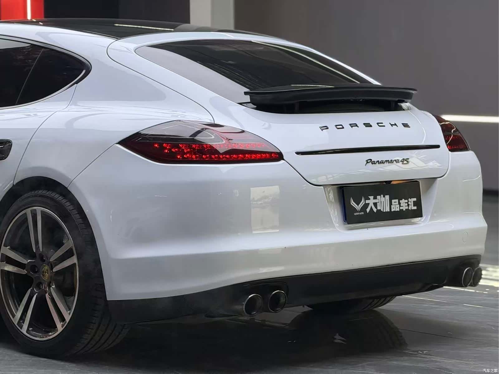 Porsche Panamera, 2010 6