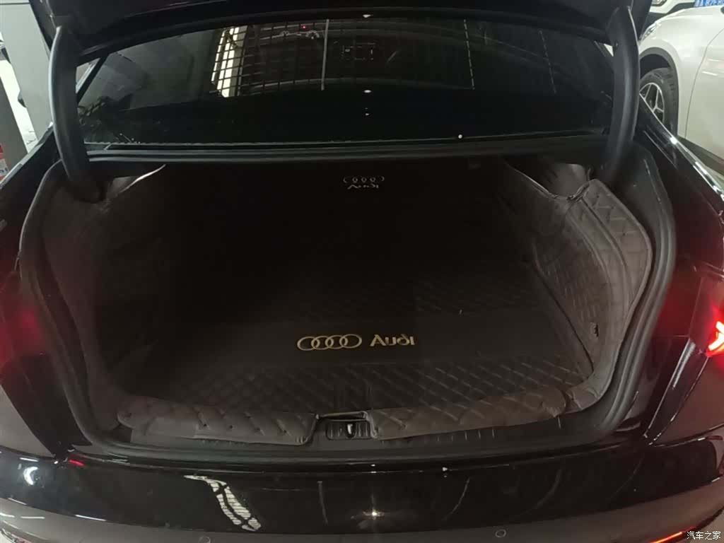 Audi A6L, 2020 19