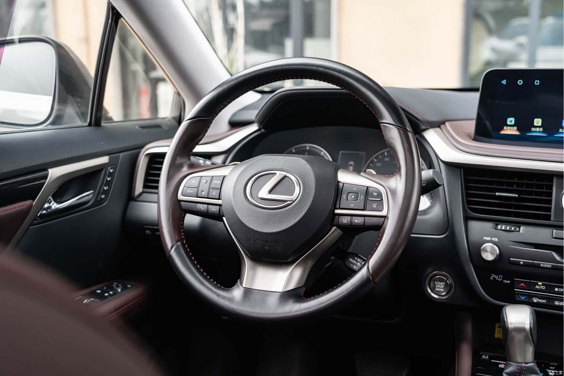 Lexus RX, 2021 26