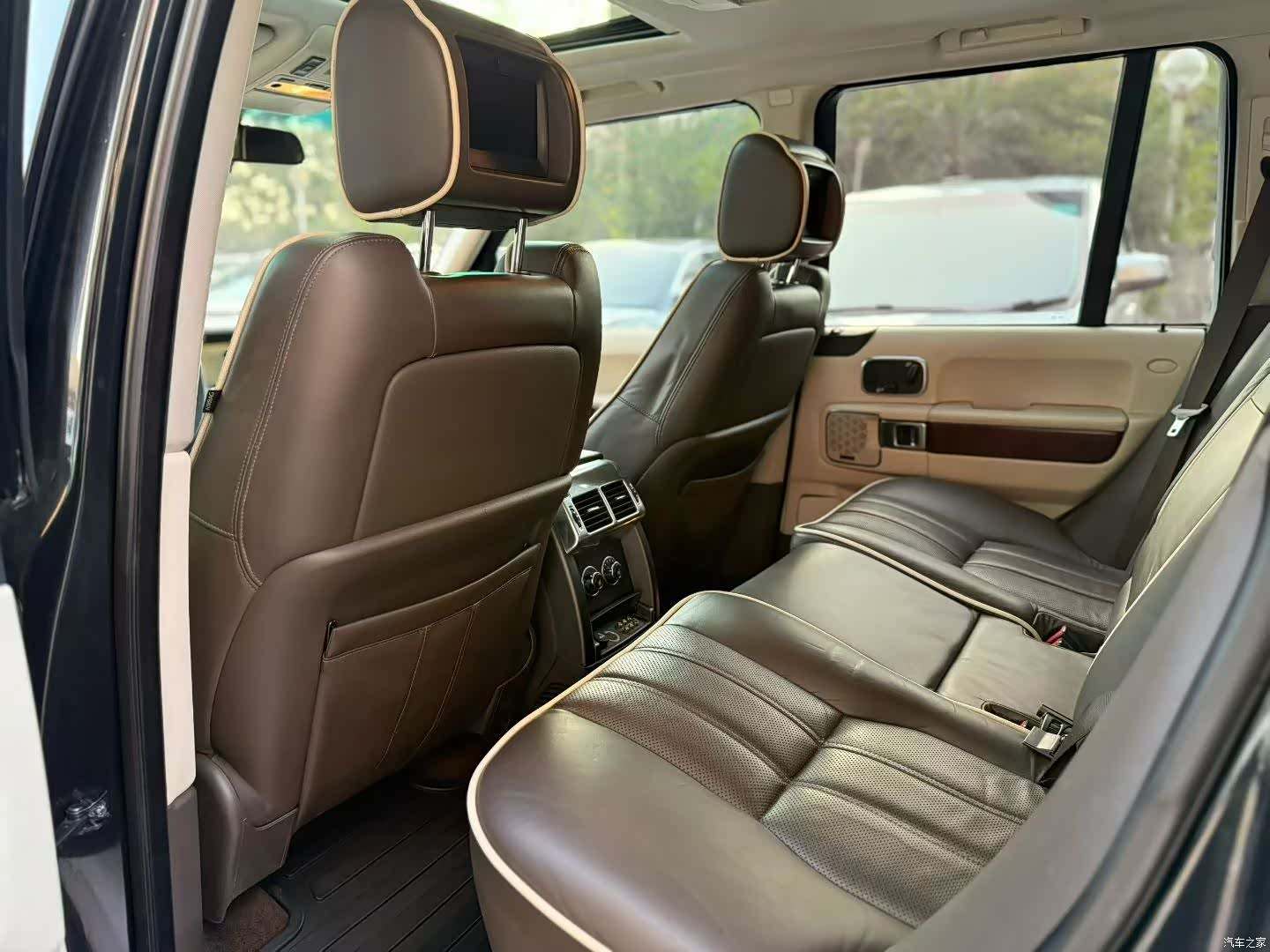 Land Rover Range Rover, 2011 7