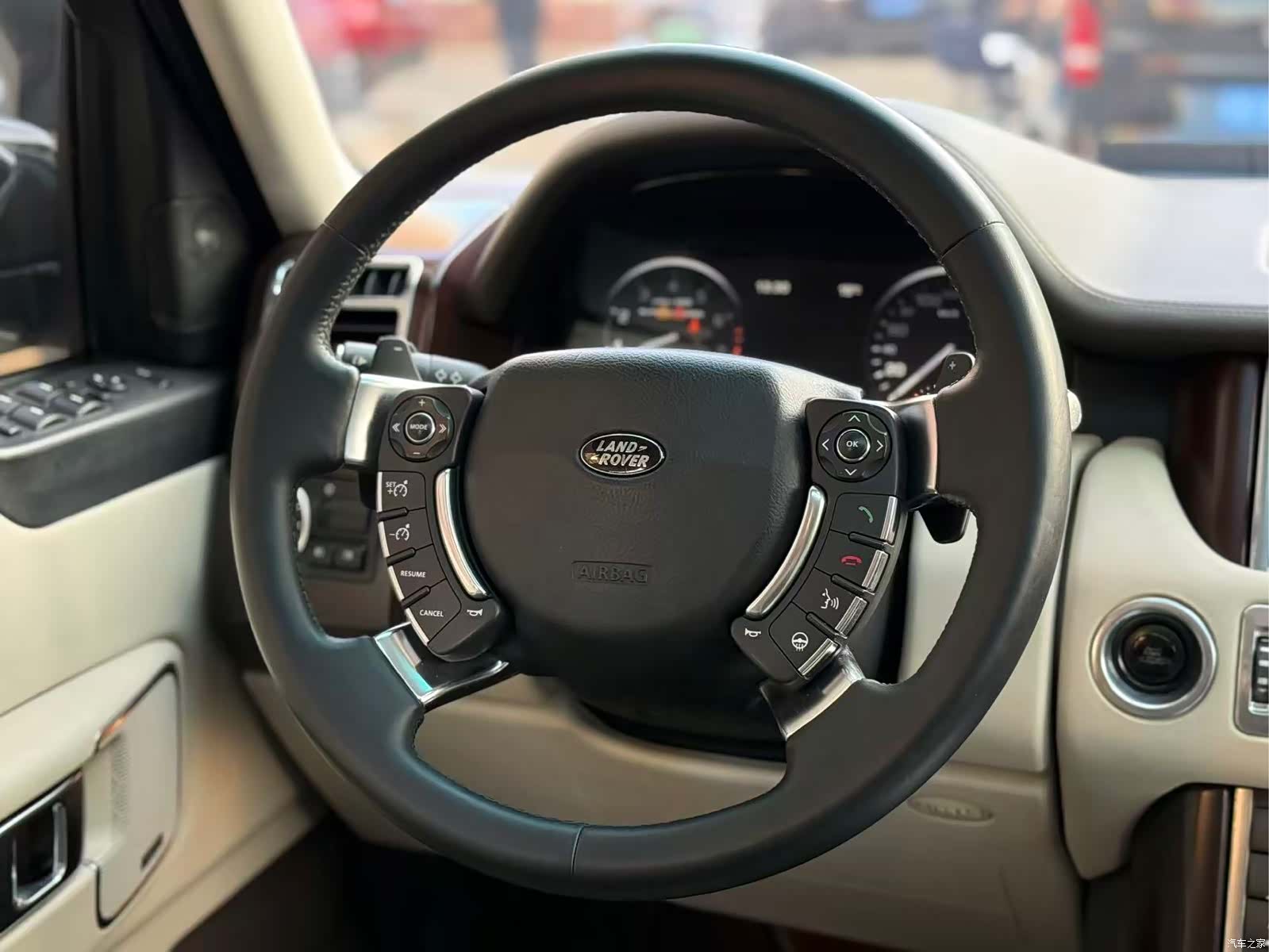 Land Rover Range Rover, 2011 12