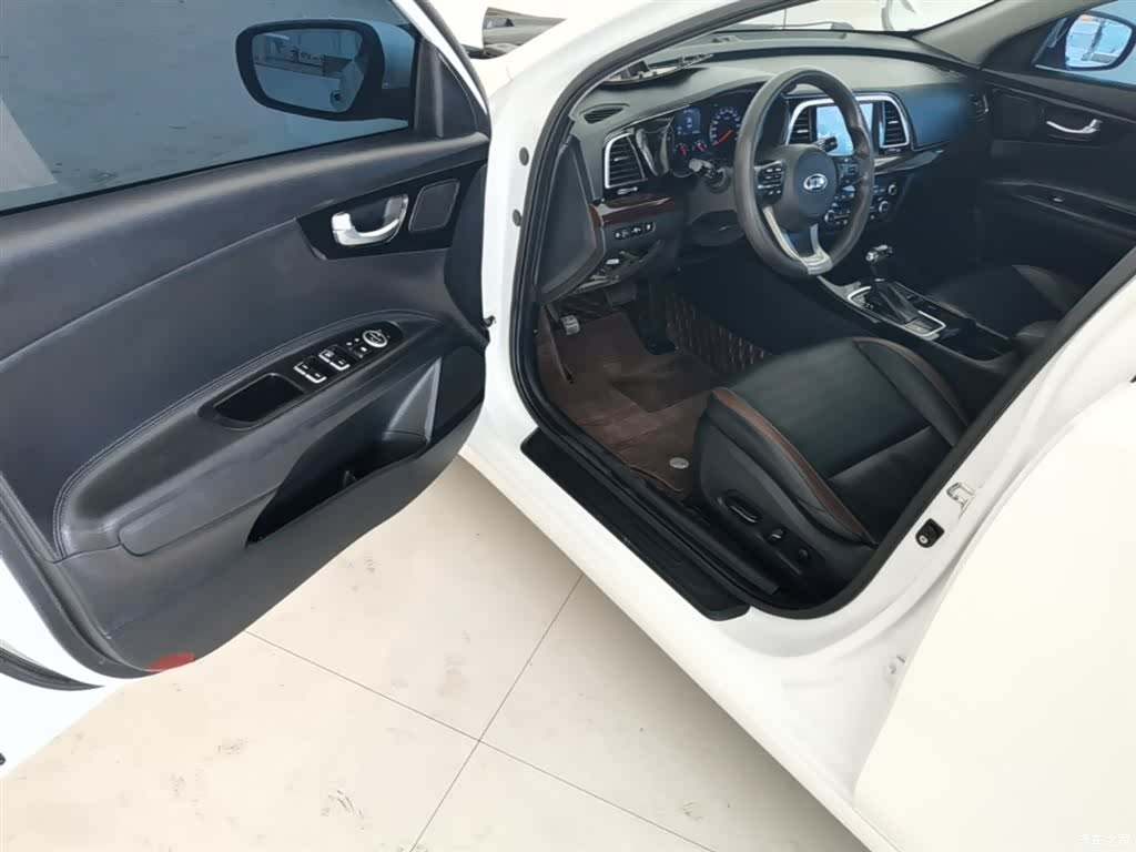 Kia GLS, 2019 16