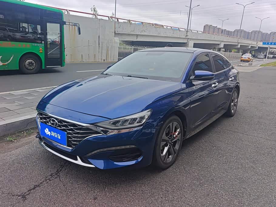 Hyundai Lafesta