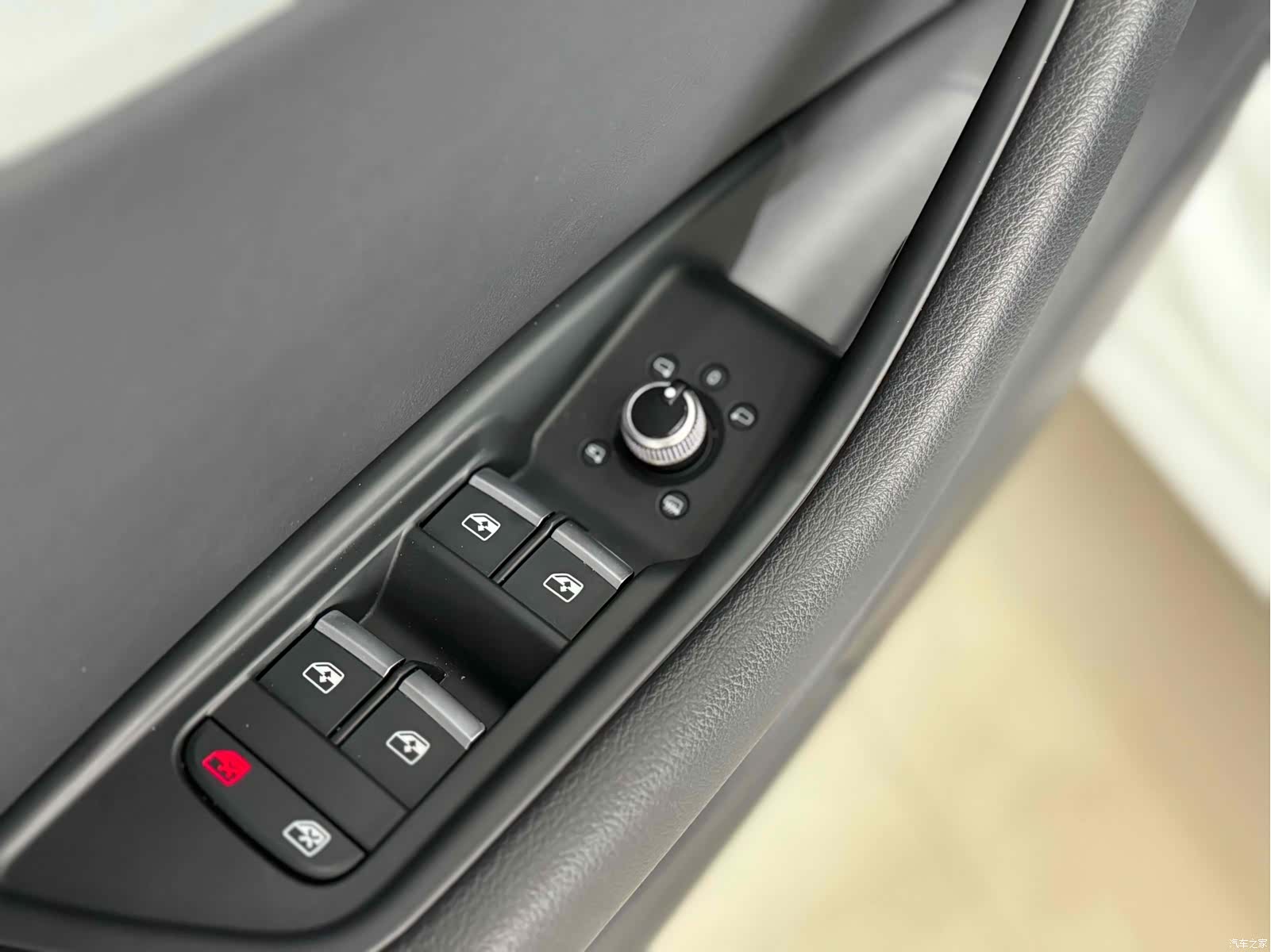 Audi A4L, 2018 11
