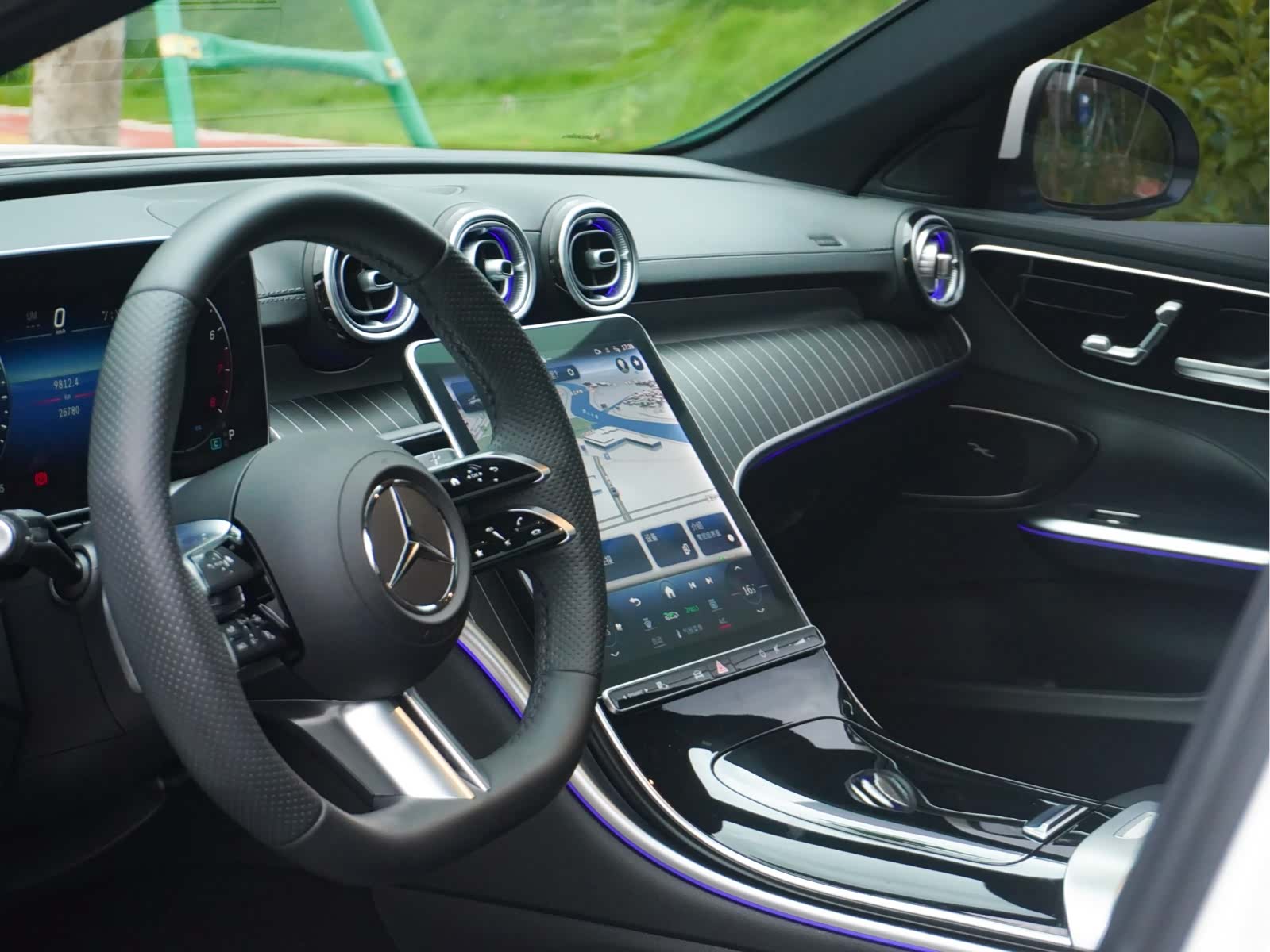 Mercedes-Benz C-Class, 2023 14