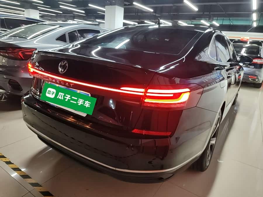 Volkswagen Passat 2025, фото 6
