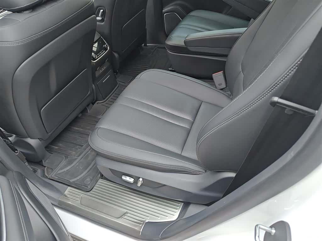 Li Auto ONE, 2021 13