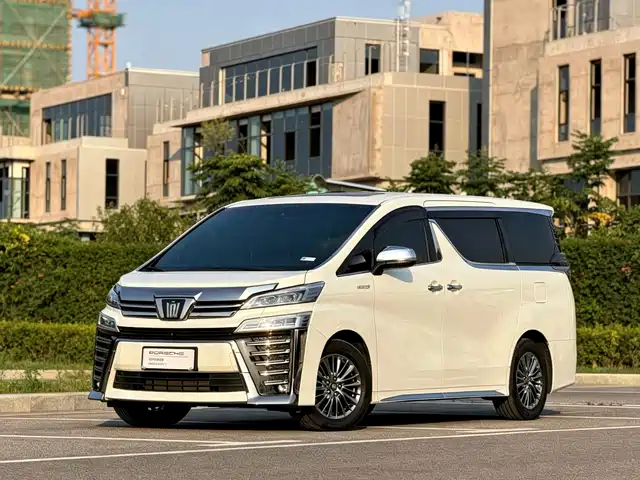 Toyota Vellfire 2022 — купить из Китая под заказ