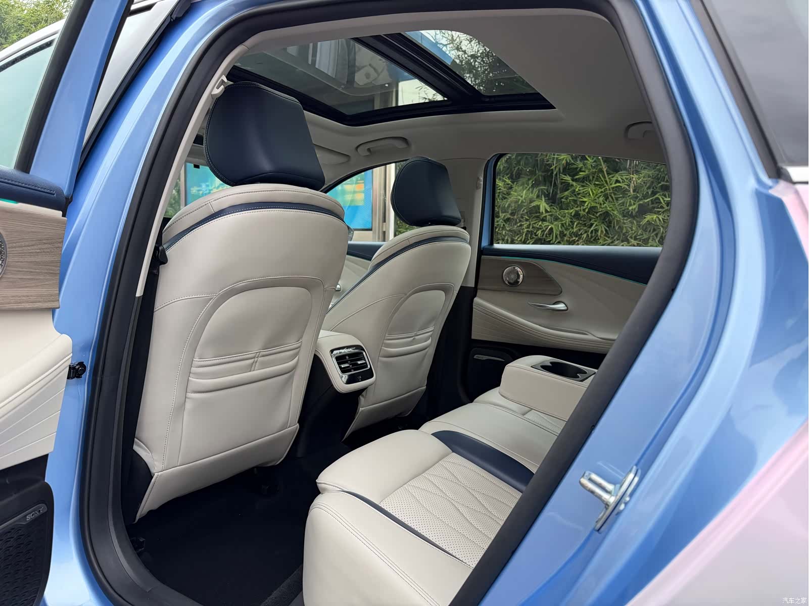 Chery Arrizo 8, 2022 15