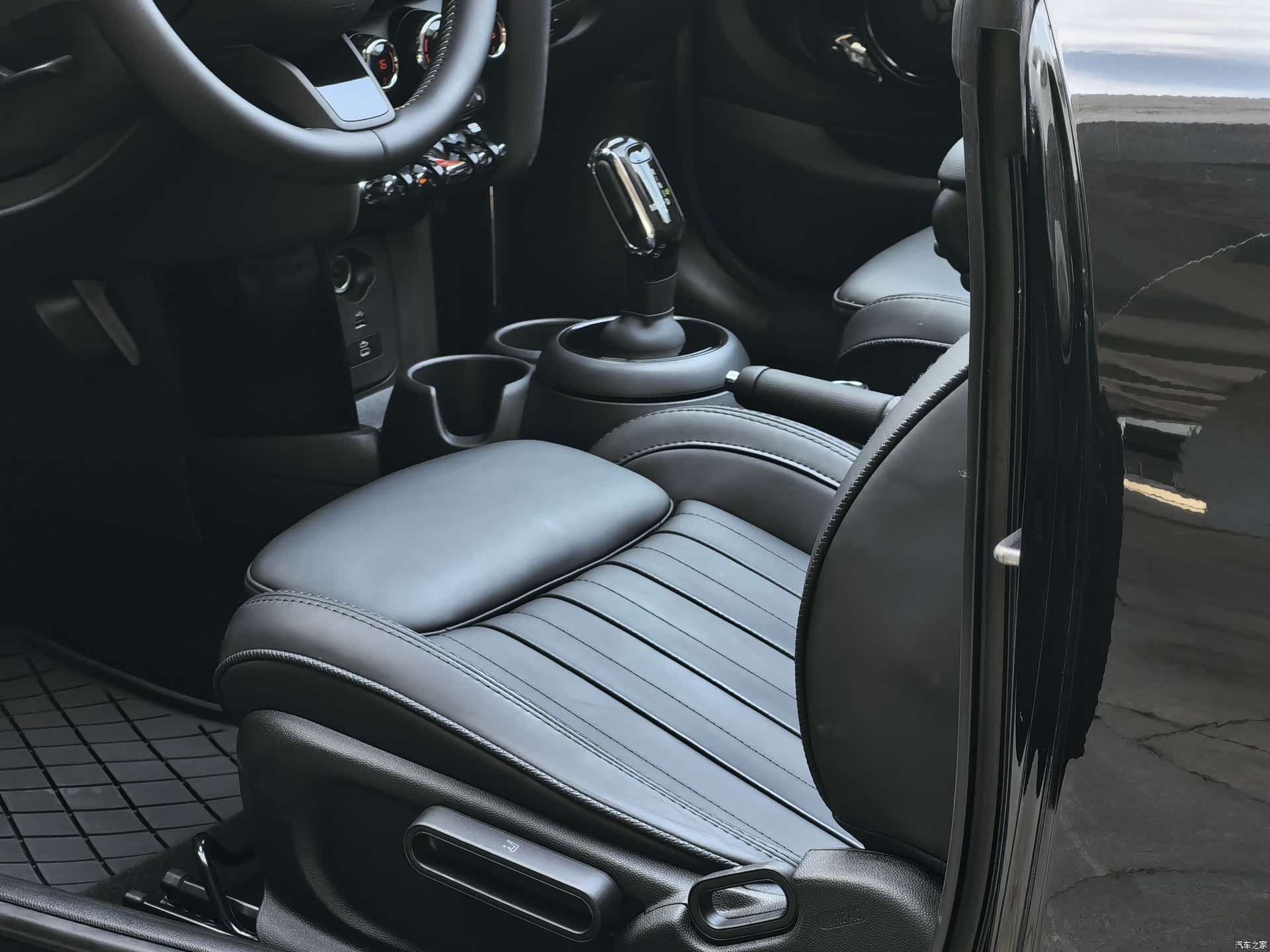 Mini Cooper, 2022 11