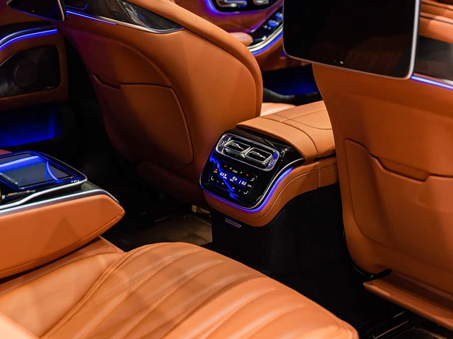 Mercedes-Benz S-Class AMG NEV 2025, фото 33