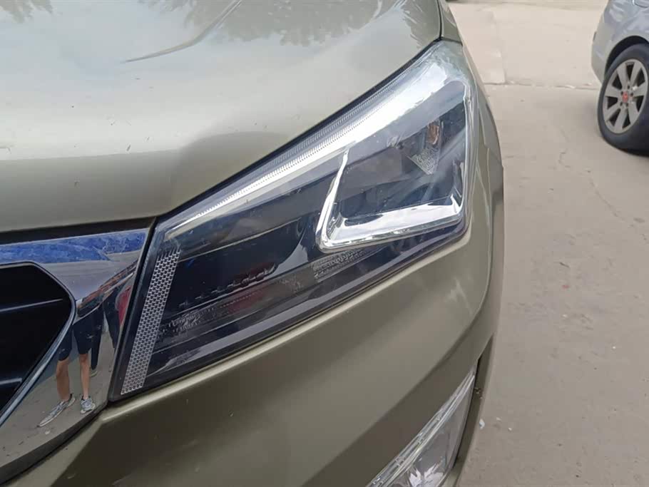 Changan CS15