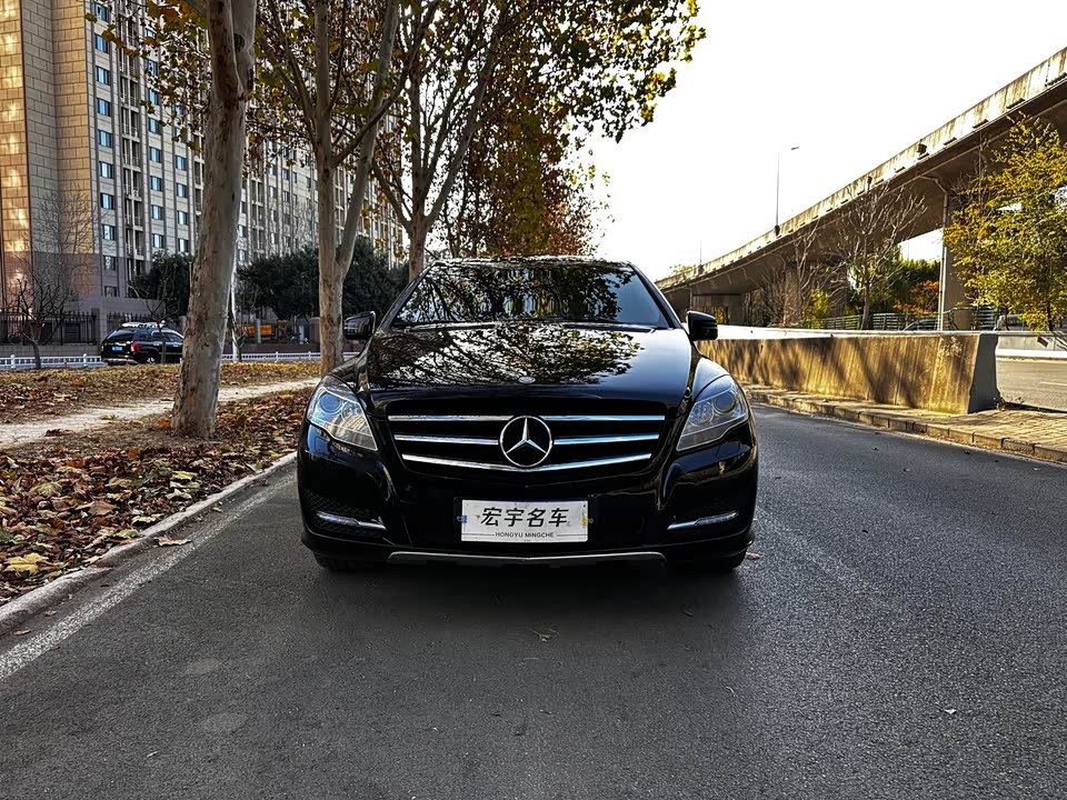 Mercedes-Benz R-class