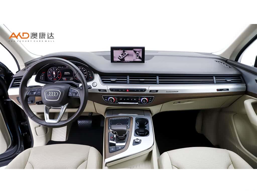 Audi Q7, 2018 все фото