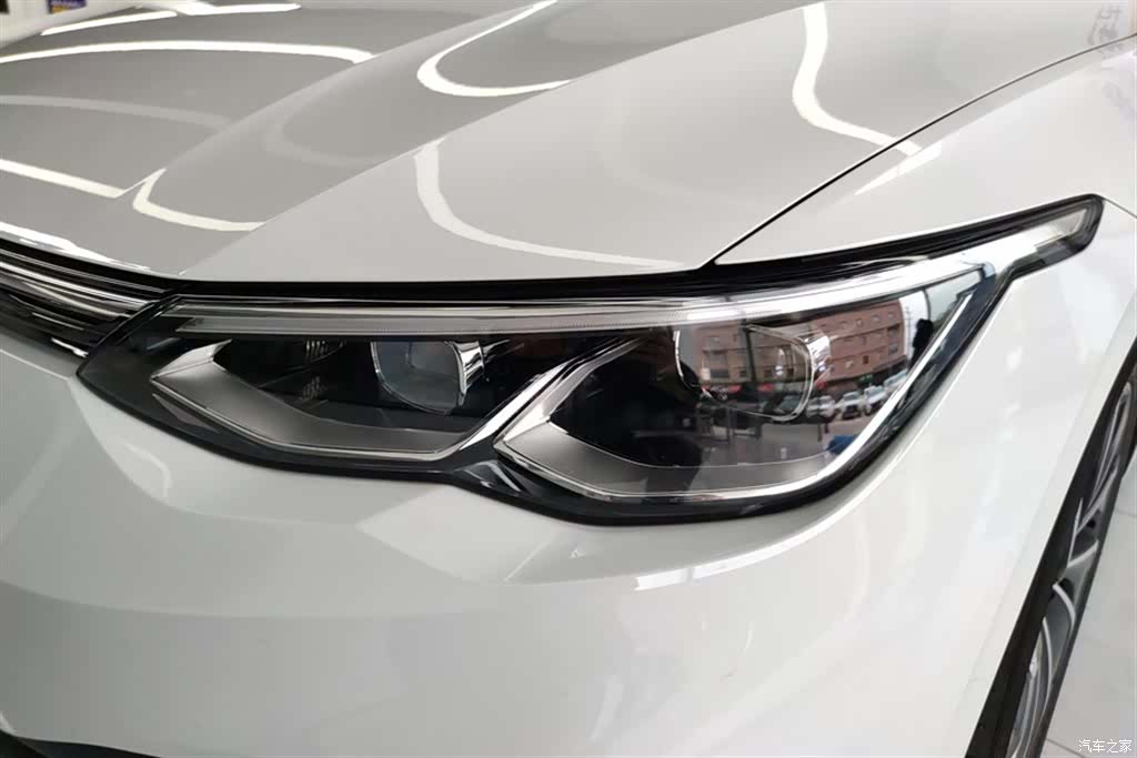 Volkswagen Golf, 2022 все фото