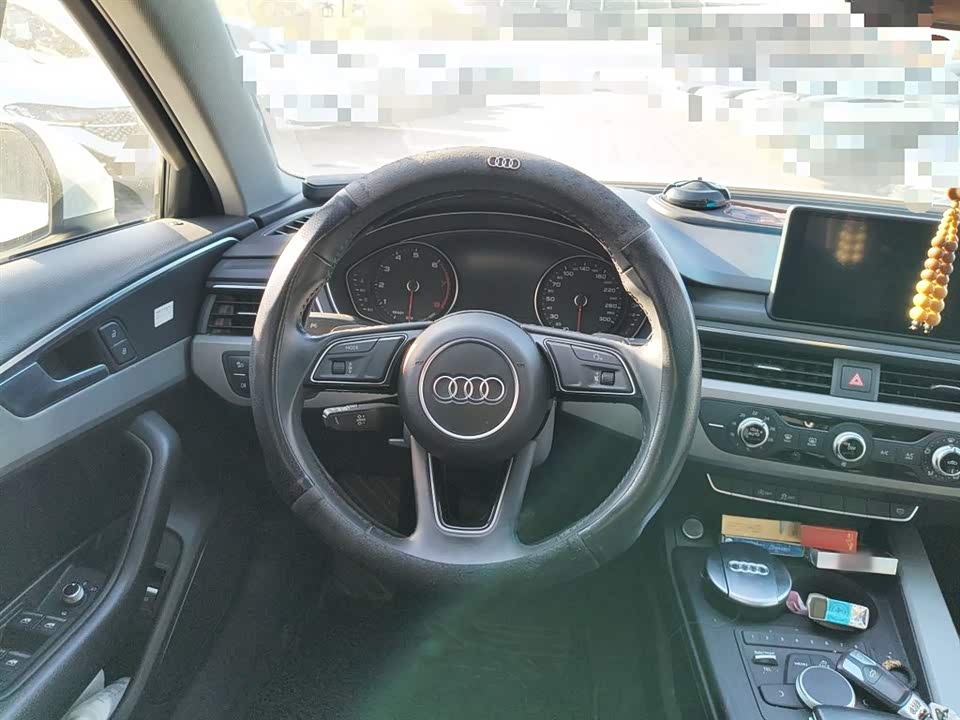 Audi A4L