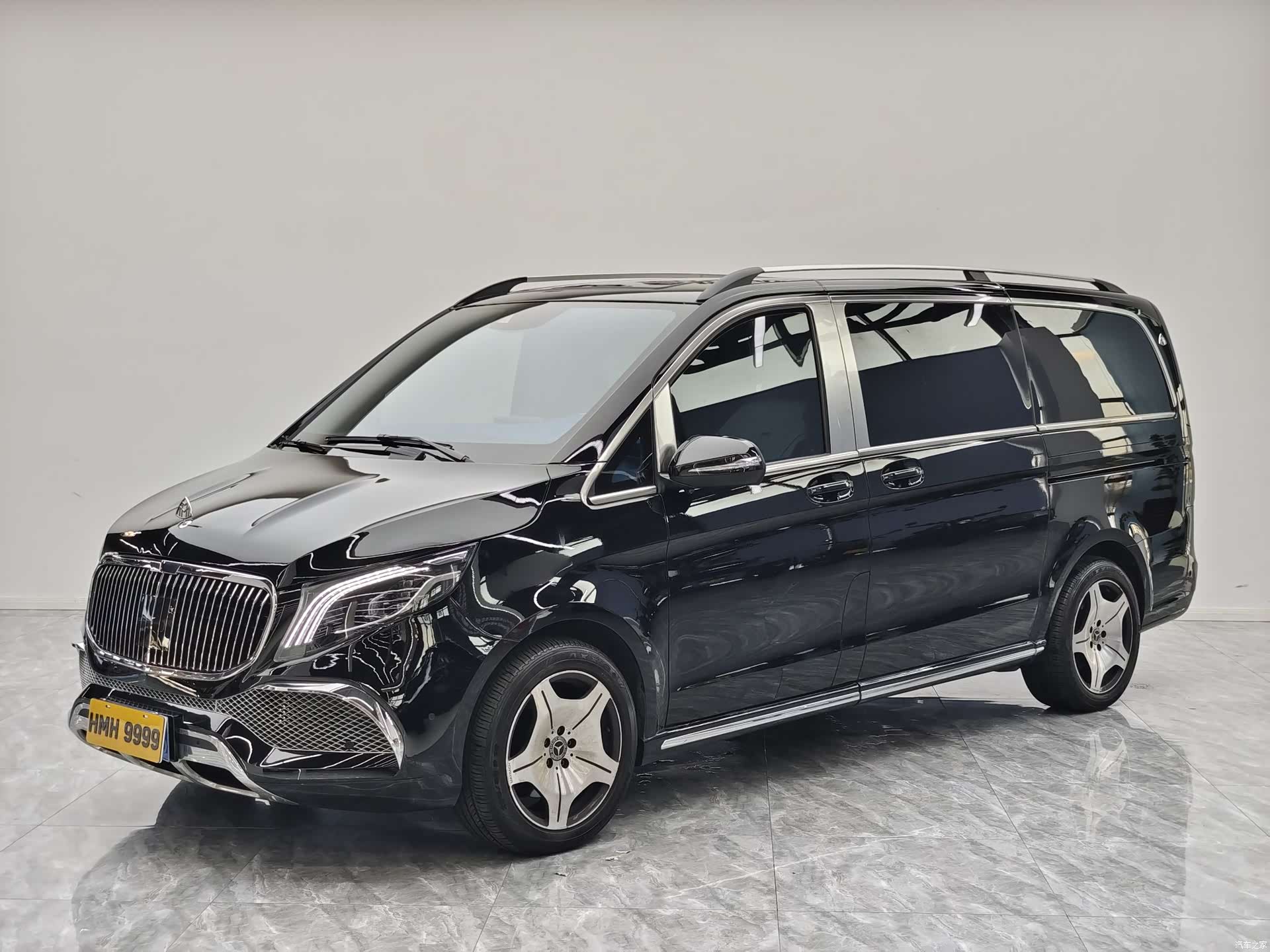 Mercedes-Benz V-Class, 2023 1