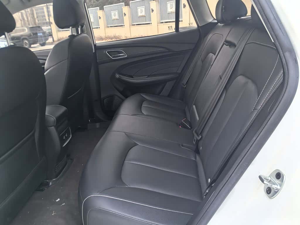 Roewe Ei5, 2019 22
