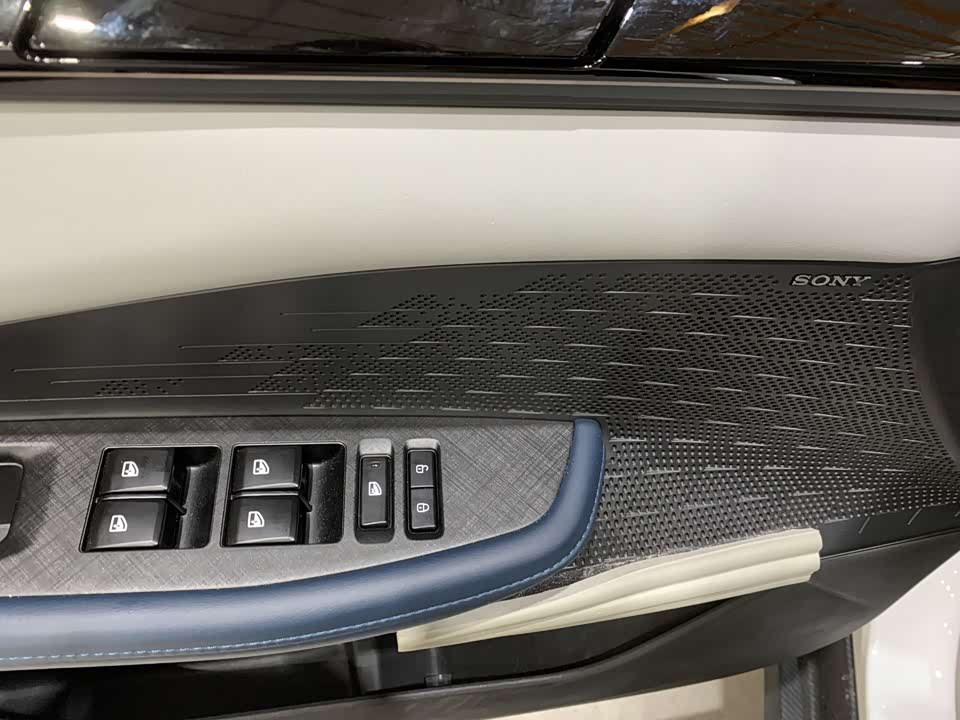 Changan UNI-V Smart iDD