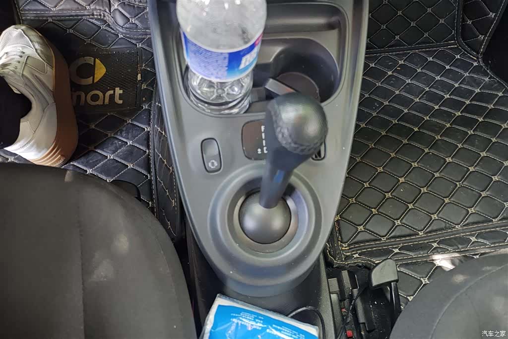 Smart Fortwo, 2018 16