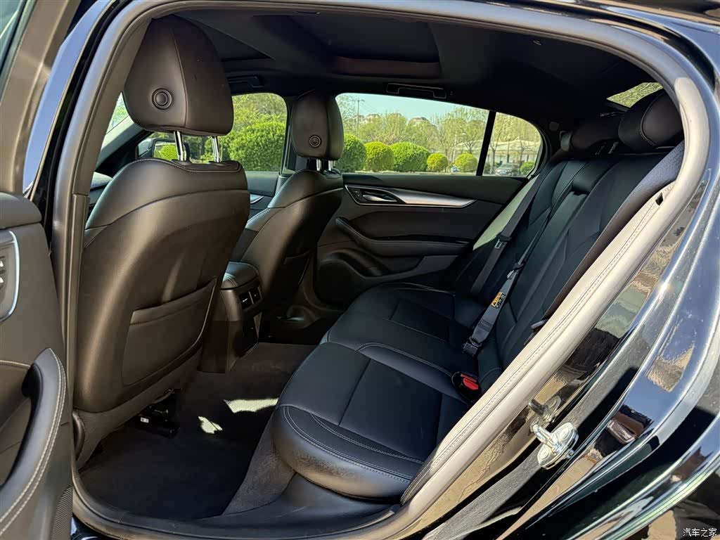 Cadillac CT5, 2023 23