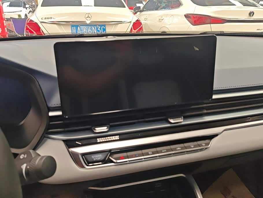 Geely Emgrand Geely Emgrand