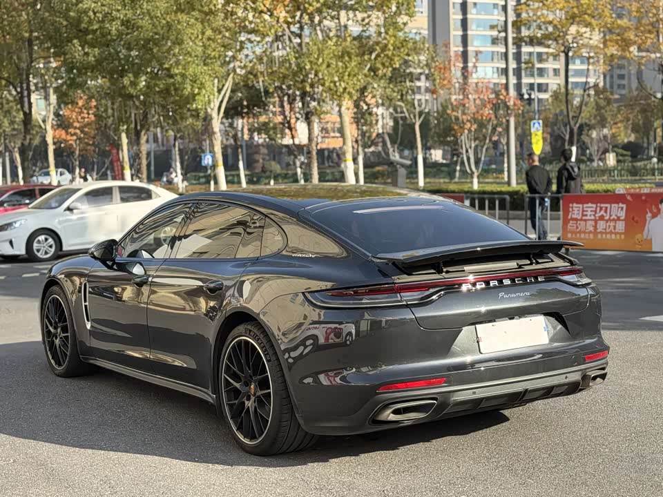 Porsche Panamera