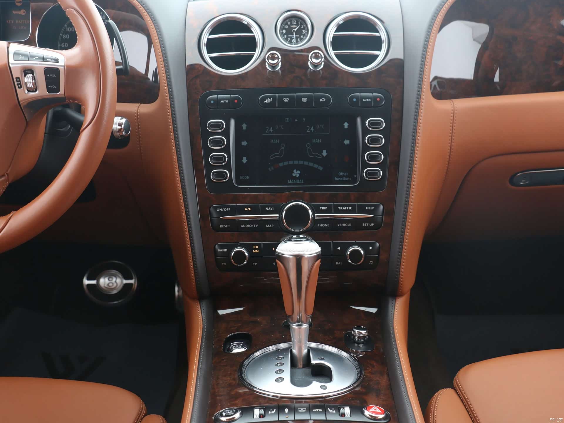 Bentley Flying Spur, 2011 9