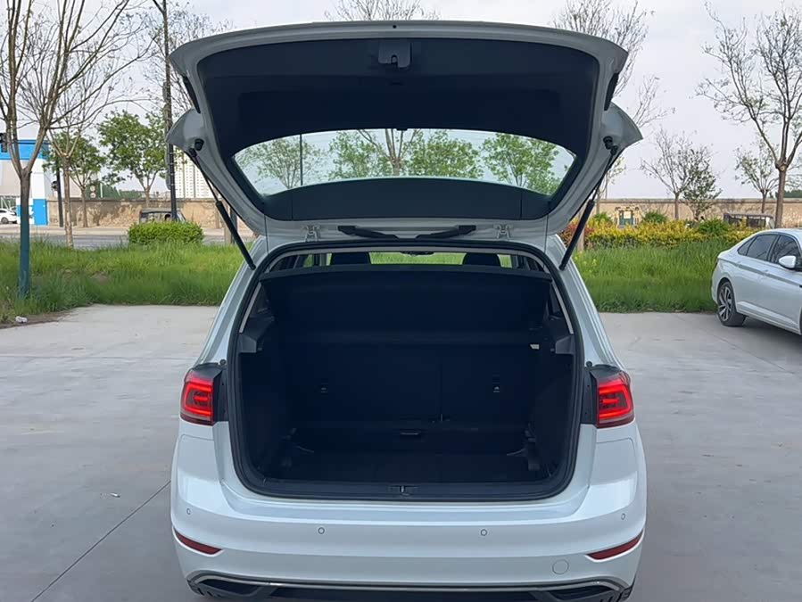 Volkswagen Golf·Jia Lü 2019, фото 10