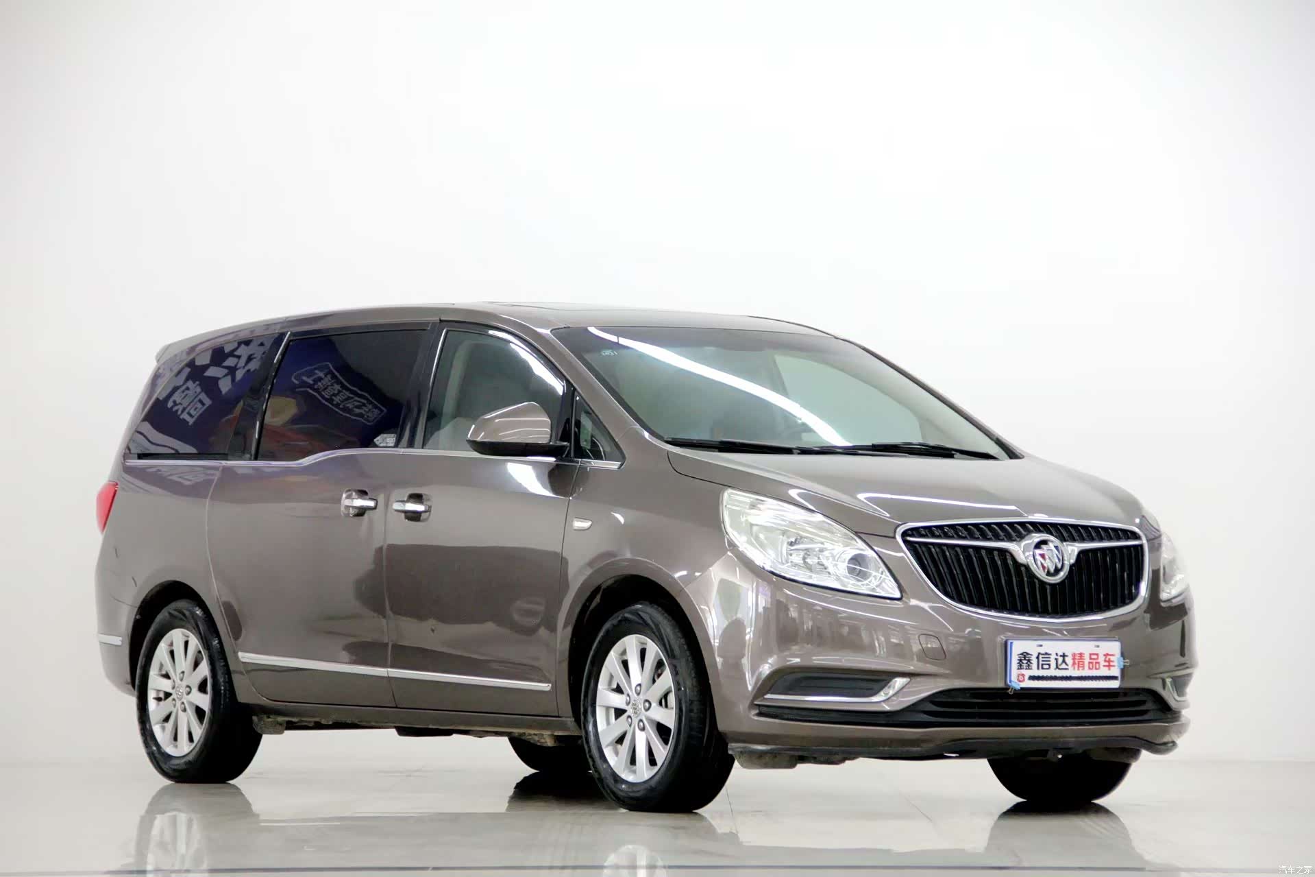 Buick GL8, 2019 3