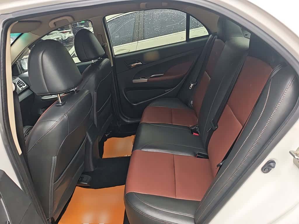 BYD F3, 2018 13