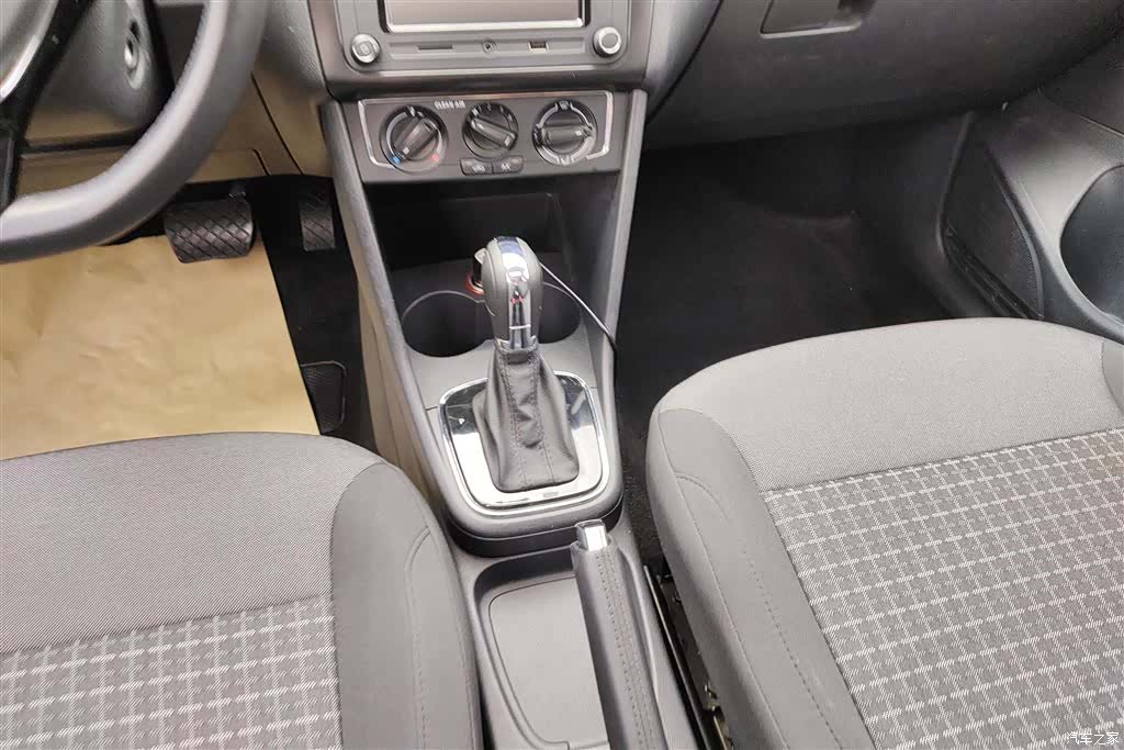 Volkswagen Polo, 2017 16