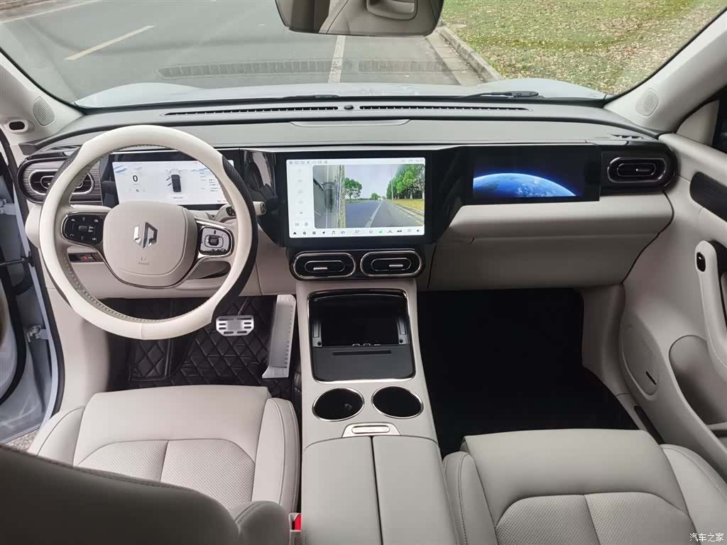 Leapmotor C11, 2023 13