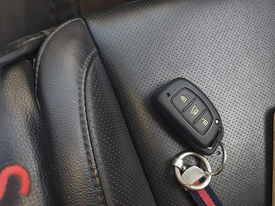 Hyundai Name picture