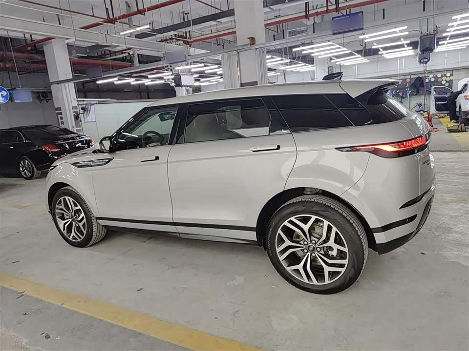 Land Rover Range Rover Aurora