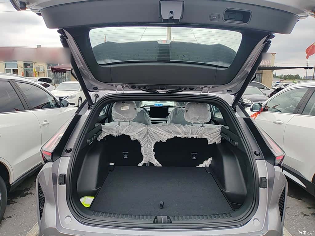 Geely Boyue, 2026 19