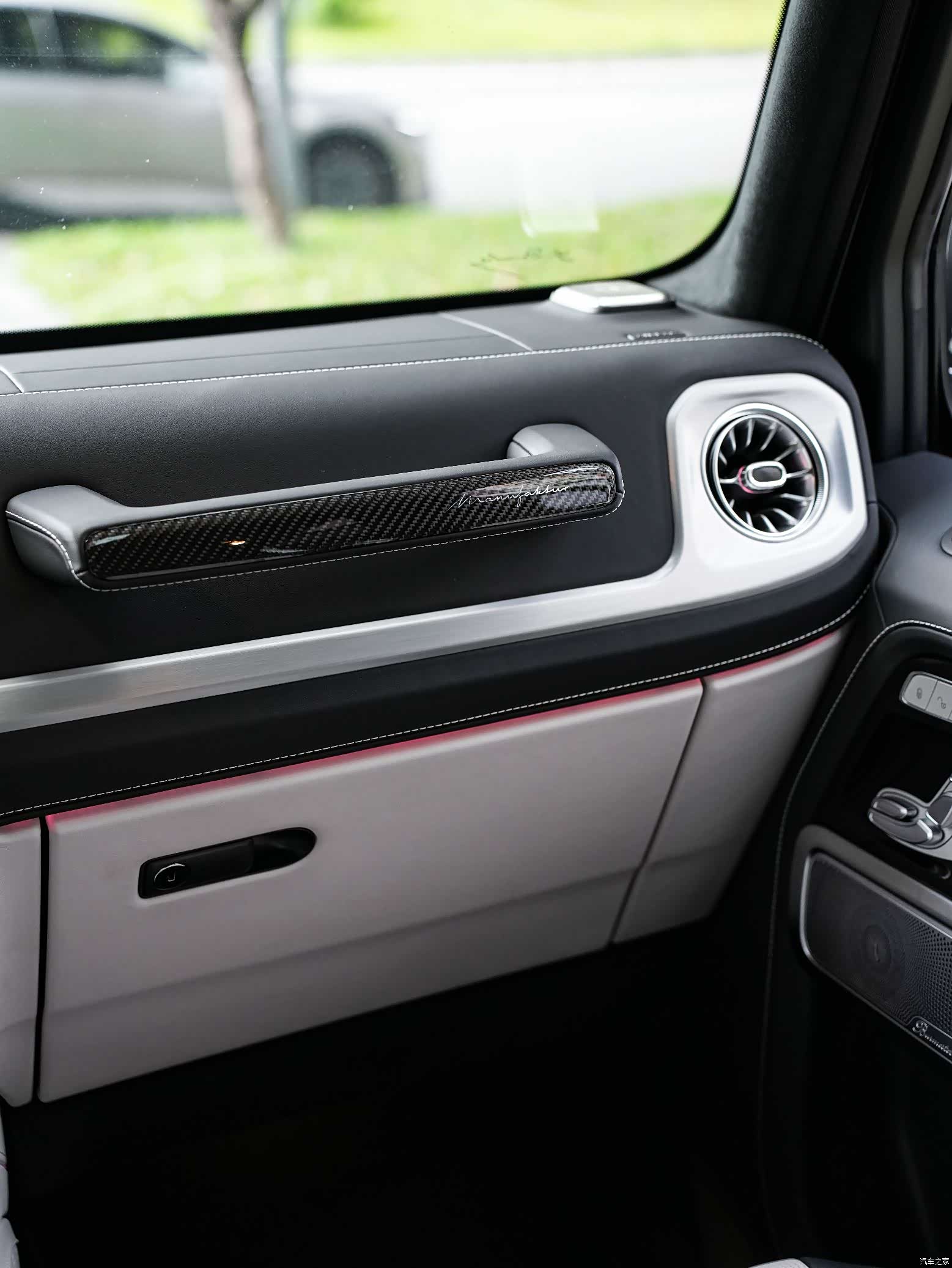Mercedes-Benz G-Class, 2025 26