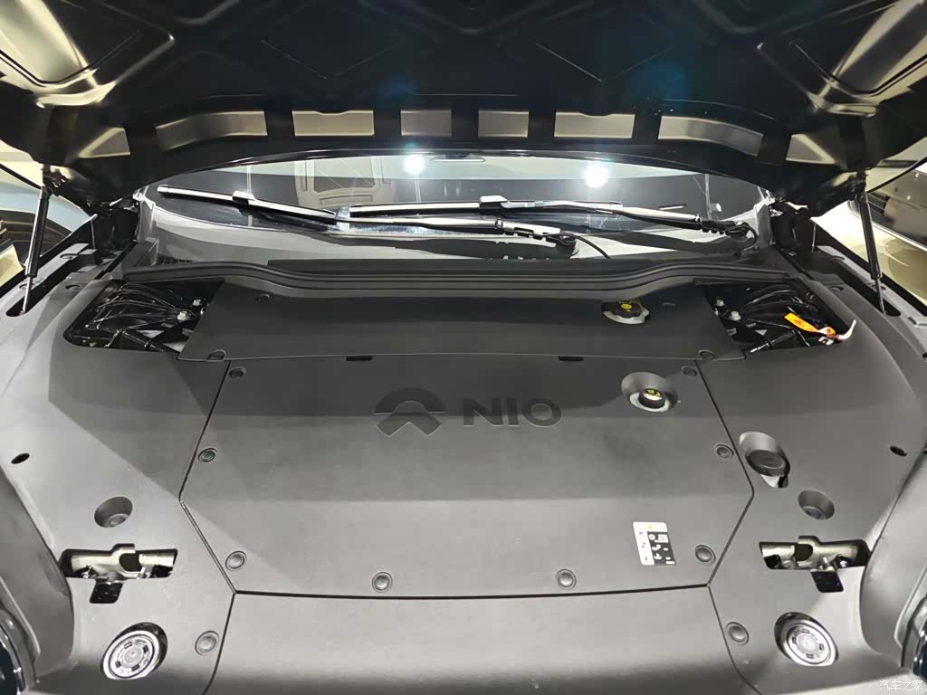 NIO ET5, 2024 16