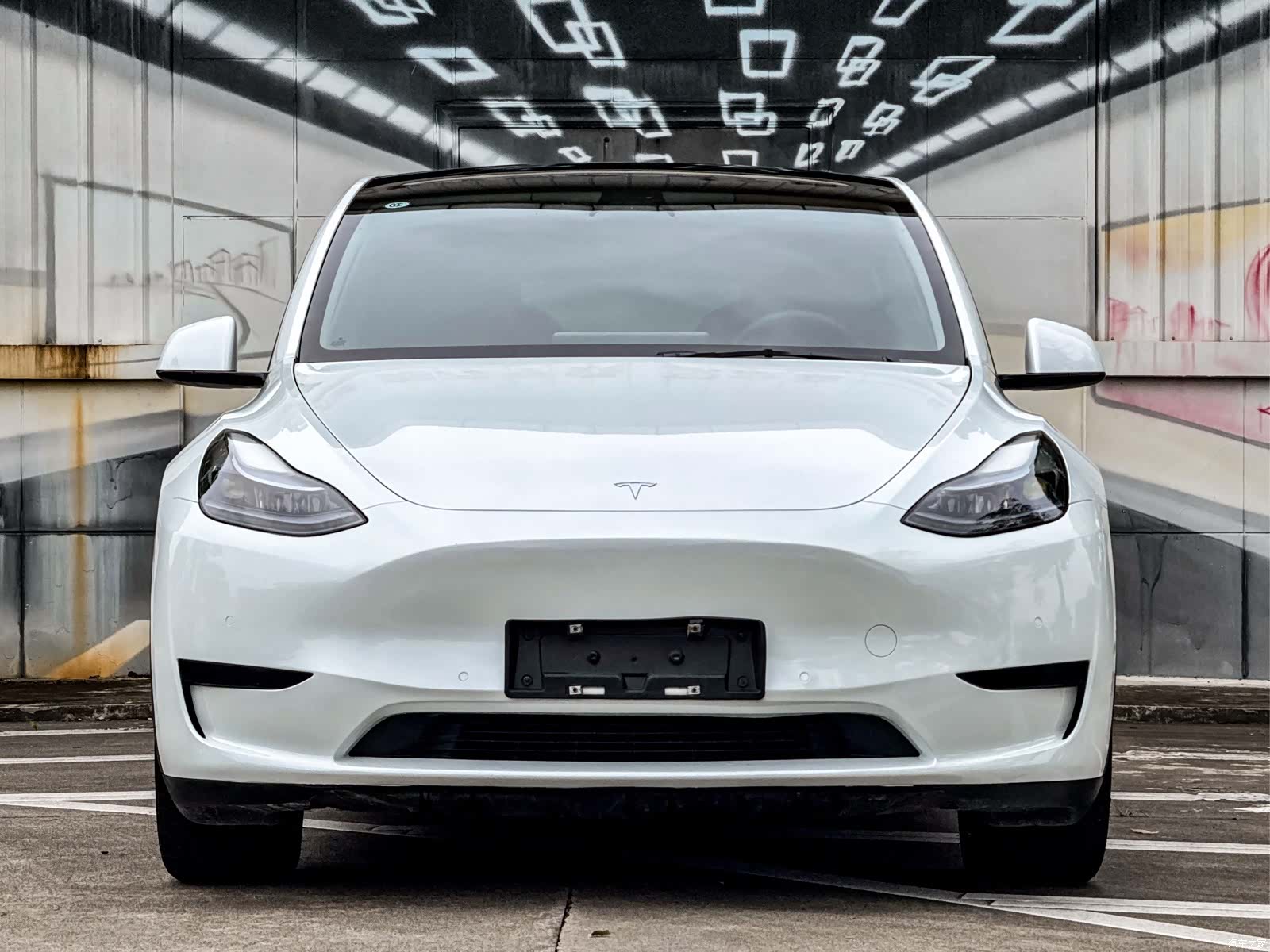 Tesla Model Y, 2023 2