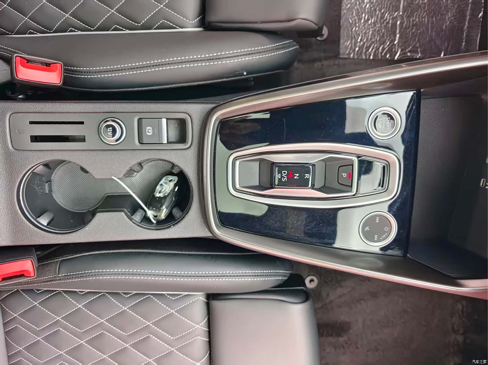 Audi Flying Spur, 2025 18