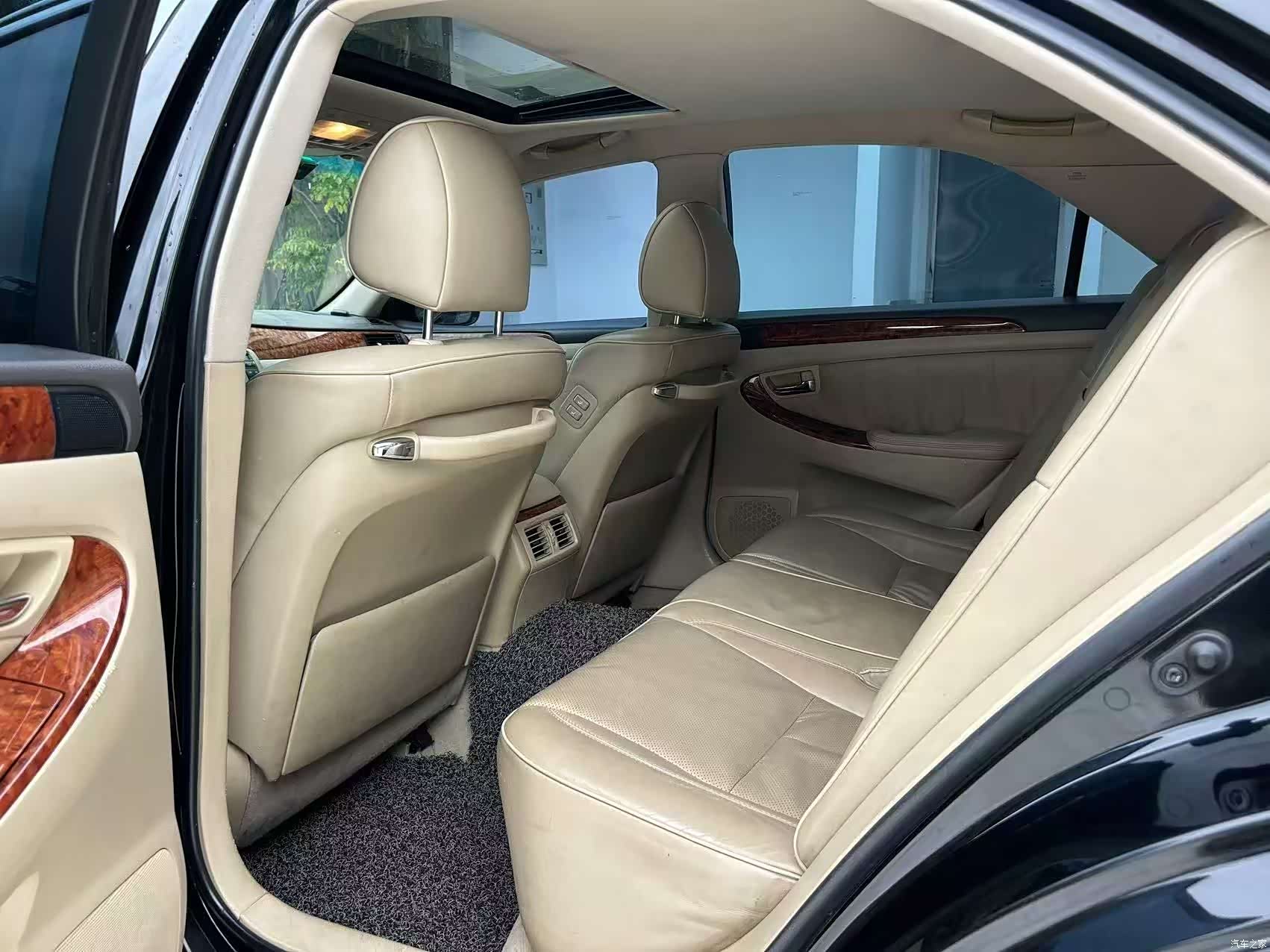 Toyota Crown, 2008 все фото