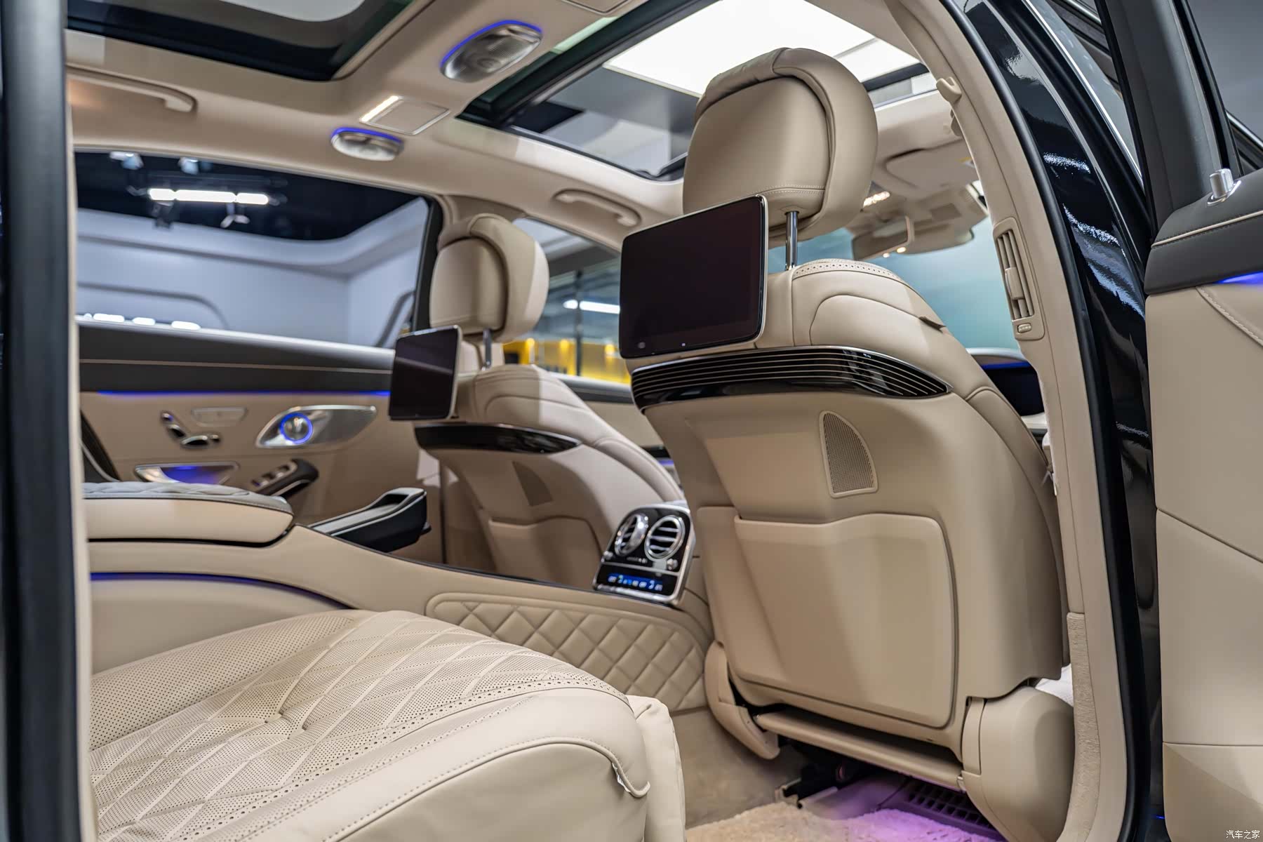 Maybach S-Class, 2018 11