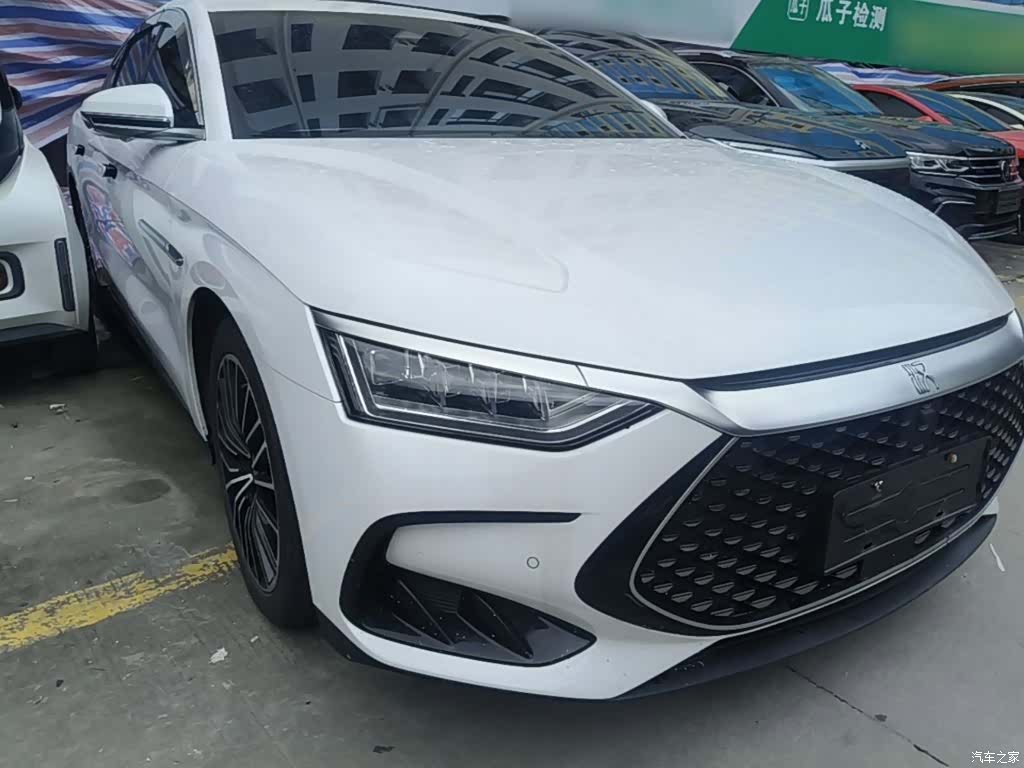 BYD Han, 2022 4