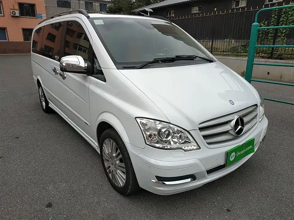 Mercedes-Benz Viano