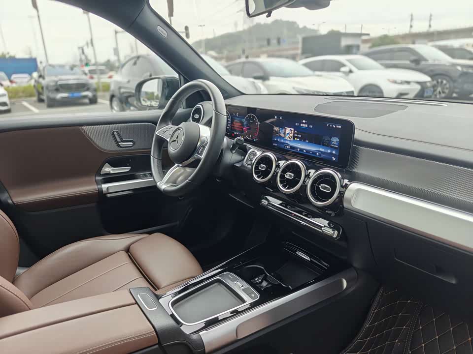 Mercedes-Benz GLB